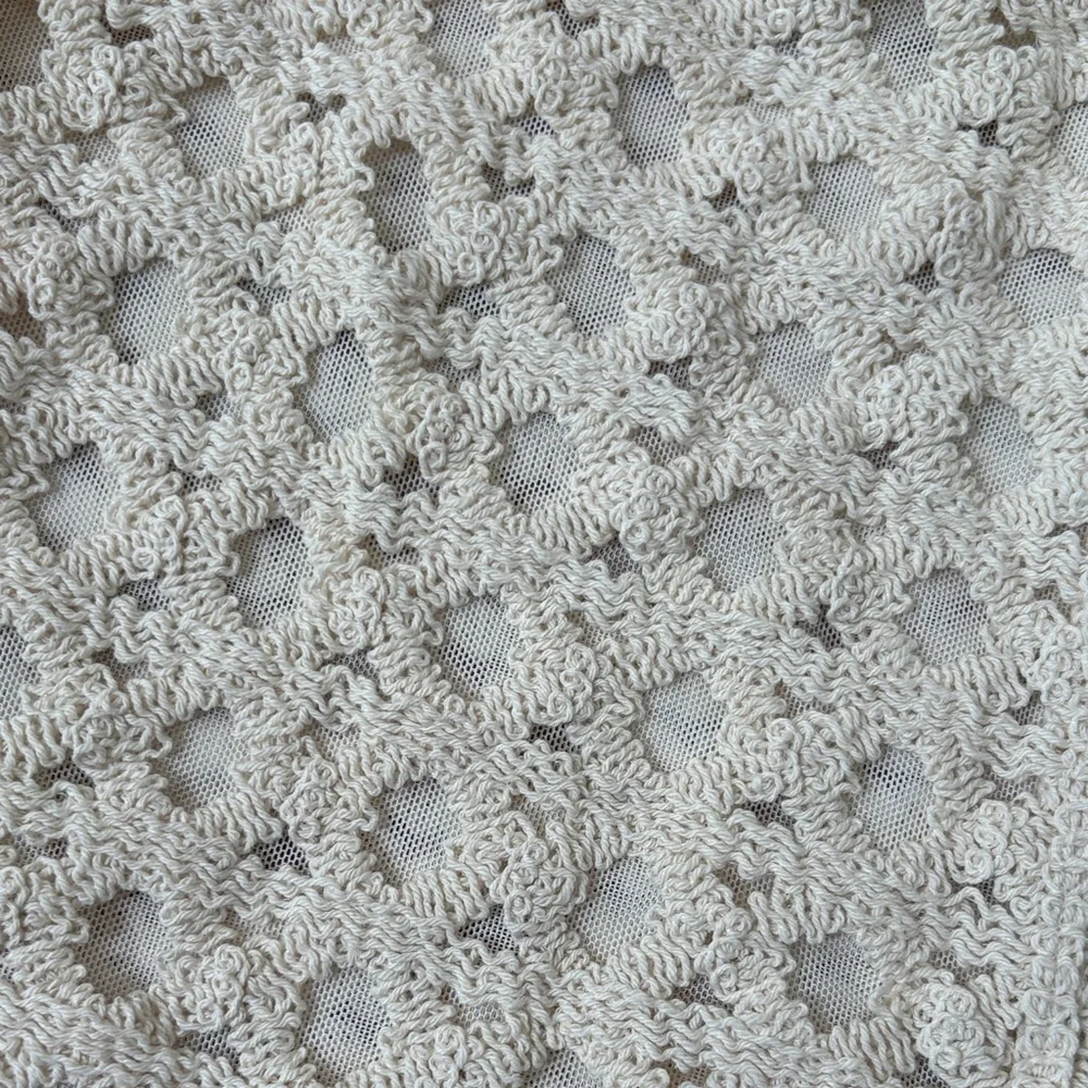 Zara Beige Crochet Women Shorts - Picture 2 of 3